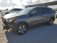 KNDCB3LC5J5170115 2018 KIA NIRO