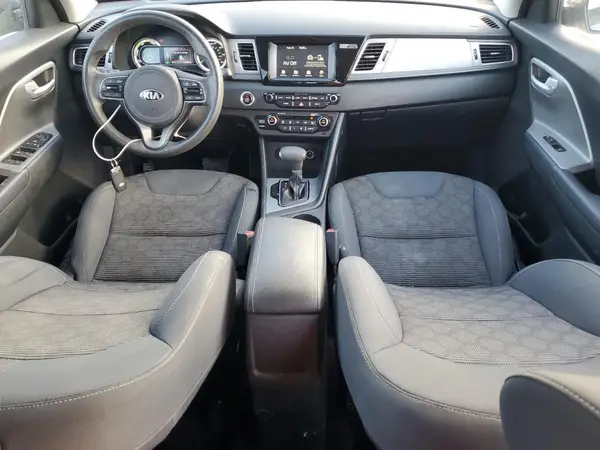 KNDCB3LC5J5170115 2018 KIA NIRO - Image 8
