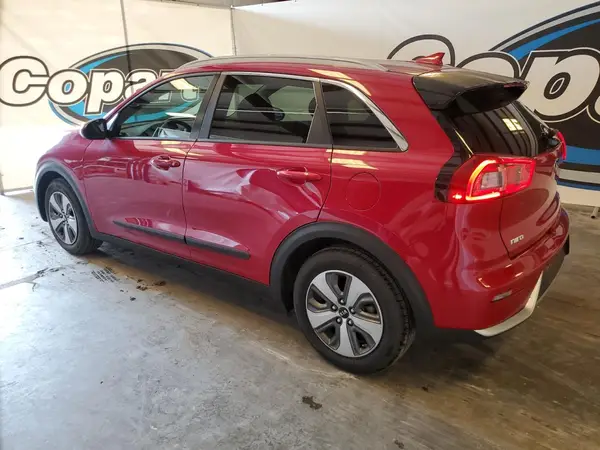 KNDCB3LC5J5170289 2018 KIA NIRO - Image 2