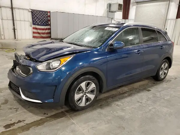 KNDCB3LC5J5200696 2018 KIA NIRO - Image 1