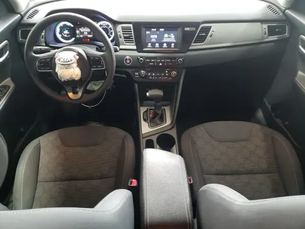 KNDCB3LC5J5201525 2018 KIA NIRO - Image 8