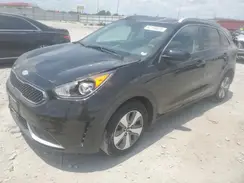 KNDCB3LC5J5210466 2018 KIA NIRO