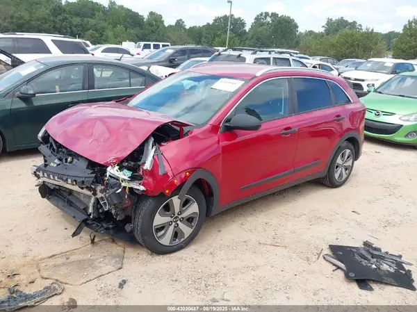 KNDCB3LC5K5219170 2019 KIA NIRO - Image 2