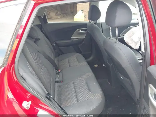 KNDCB3LC5K5219170 2019 KIA NIRO - Image 8