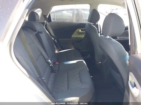 KNDCB3LC5K5231383 2019 KIA NIRO - Image 8