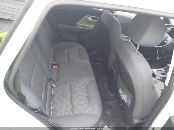 KNDCB3LC5K5243193 2019 KIA NIRO - Image 8