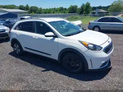 KNDCB3LC5K5243775 2019 KIA NIRO