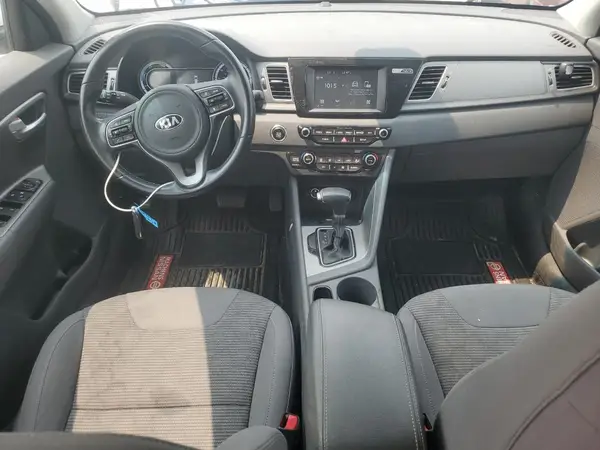 KNDCB3LC5K5251911 2019 KIA NIRO - Image 8