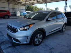 KNDCB3LC5K5256493 2019 KIA NIRO