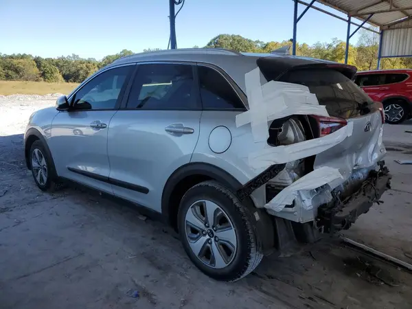 KNDCB3LC5K5256493 2019 KIA NIRO - Image 2
