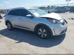 KNDCB3LC5K5257546 2019 KIA NIRO