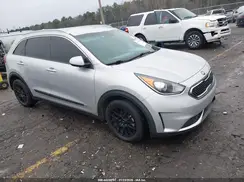KNDCB3LC5K5263346 2019 KIA NIRO