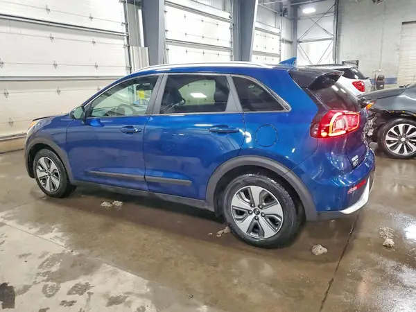 KNDCB3LC5K5264352 2019 KIA NIRO - Image 2