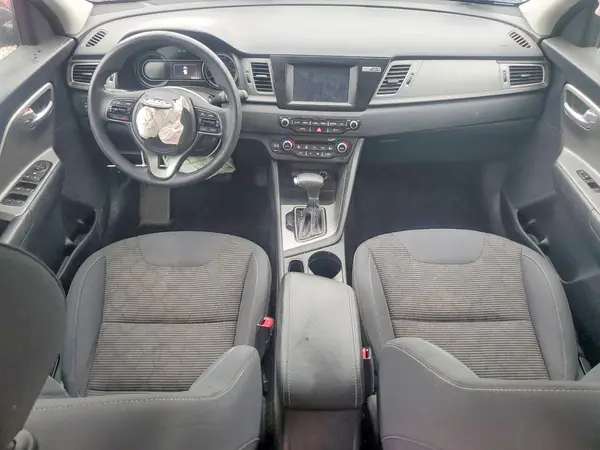 KNDCB3LC5K5275027 2019 KIA NIRO - Image 8