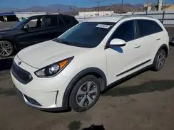 KNDCB3LC5K5300346 2019 KIA NIRO