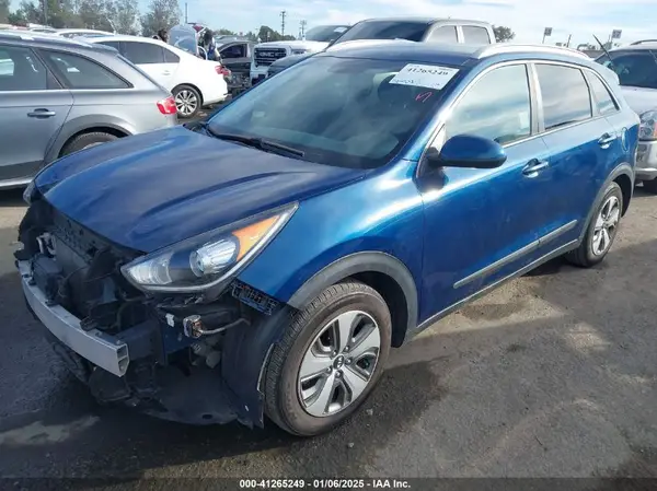 KNDCB3LC5K5301450 2019 KIA NIRO - Image 2