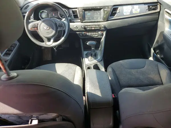 KNDCB3LC5K5301514 2019 KIA NIRO - Image 8