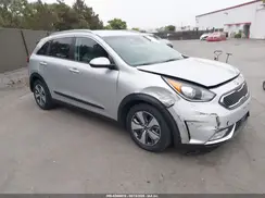 KNDCB3LC5K5306874 2019 KIA NIRO