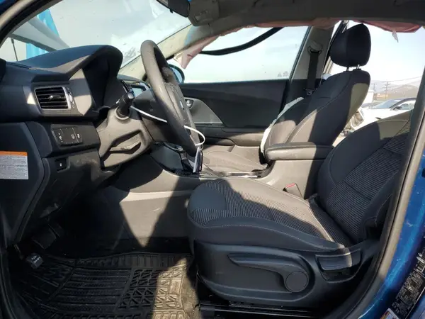 2019 KIA NIRO auction photo 7