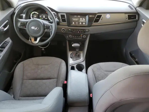 KNDCB3LC5K5321889 2019 KIA NIRO - Image 8