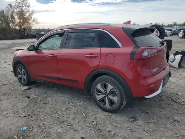 KNDCB3LC5K5325196 2019 KIA NIRO - Image 2
