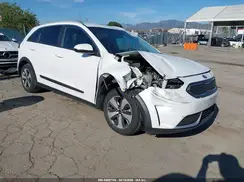 KNDCB3LC5K5325232 2019 KIA NIRO