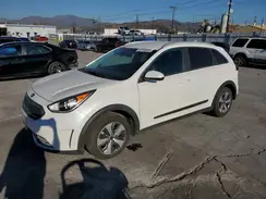 KNDCB3LC5K5350275 2019 KIA NIRO