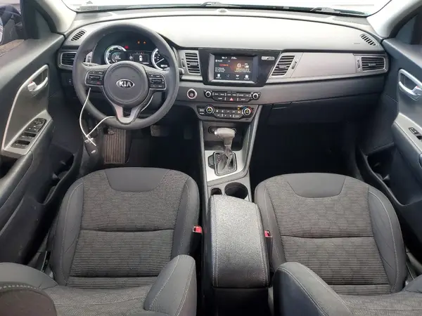 KNDCB3LC5K5350633 2019 KIA NIRO - Image 8