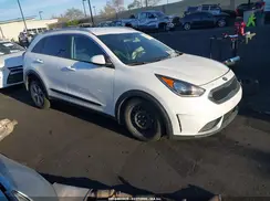 KNDCB3LC5K5352995 2019 KIA NIRO