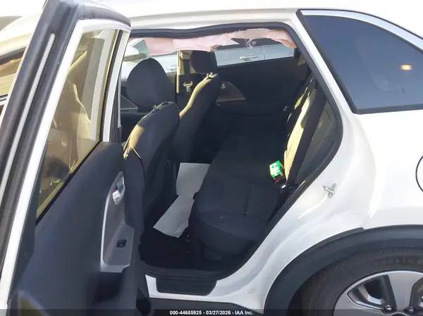KNDCB3LC5K5352995 2019 KIA NIRO - Image 8