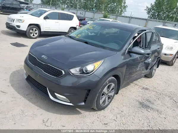 KNDCB3LC5K5354066 2019 KIA NIRO - Image 2