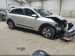 KNDCB3LC5L5361634 2020 KIA NIRO