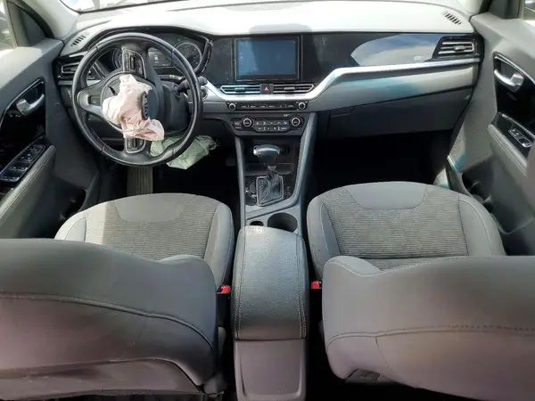 KNDCB3LC5L5393127 2020 KIA NIRO - Image 8