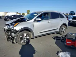 KNDCB3LC5L5400559 2020 KIA NIRO