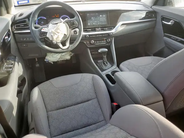 KNDCB3LC5L5423856 2020 KIA NIRO - Image 8