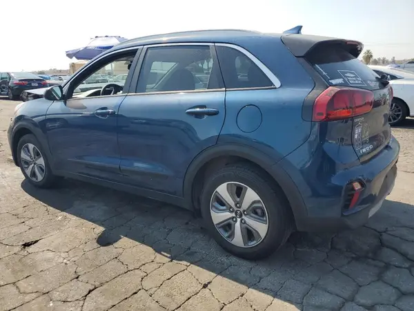 KNDCB3LC5M5471889 2021 KIA NIRO - Image 2