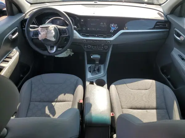 KNDCB3LC5M5471889 2021 KIA NIRO - Image 8