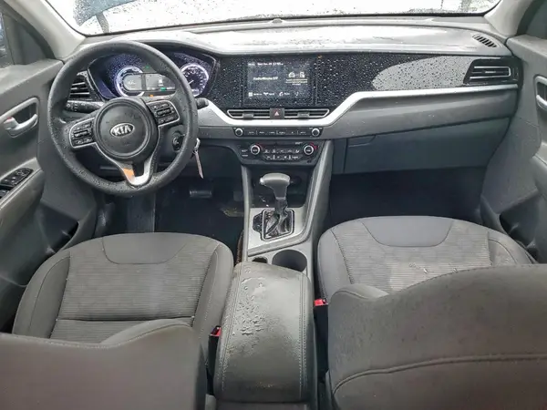 KNDCB3LC5M5485615 2021 KIA NIRO - Image 8