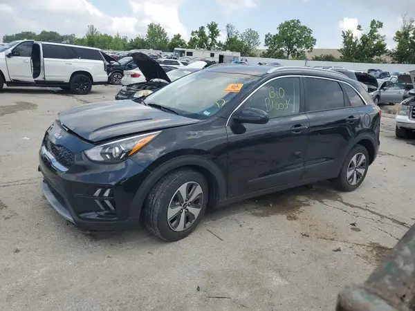 KNDCB3LC5N5501555 2022 KIA NIRO - Image 1