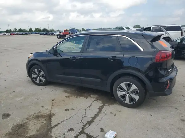 KNDCB3LC5N5501555 2022 KIA NIRO - Image 2
