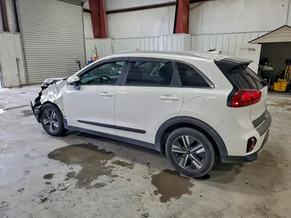 KNDCB3LC5N5525287 2022 KIA NIRO - Image 2