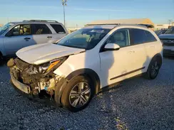 KNDCB3LC5N5529971 2022 KIA NIRO