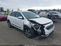 KNDCB3LC6H5041519 2017 KIA NIRO