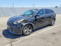 KNDCB3LC6H5045229 2017 KIA NIRO