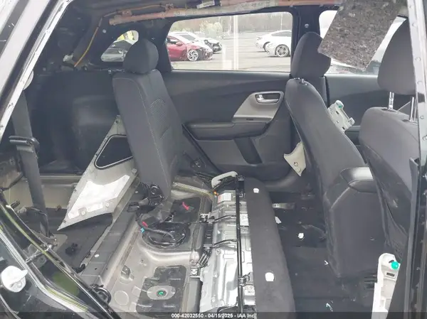 KNDCB3LC6H5051824 2017 KIA NIRO - Image 8