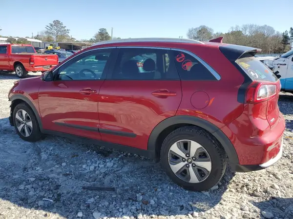 KNDCB3LC6H5061284 2017 KIA NIRO - Image 2