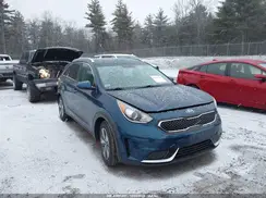 KNDCB3LC6H5067506 2017 KIA NIRO