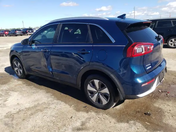 KNDCB3LC6H5070339 2017 KIA NIRO - Image 2