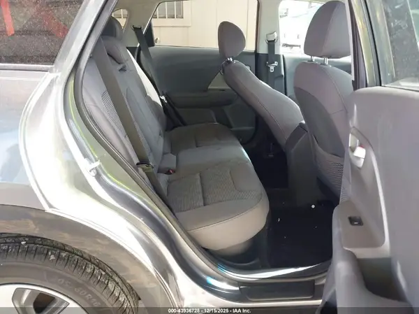 KNDCB3LC6H5082734 2017 KIA NIRO - Image 8