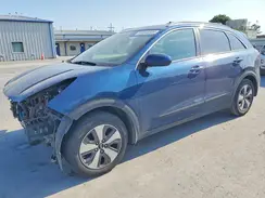 KNDCB3LC6H5090011 2017 KIA NIRO